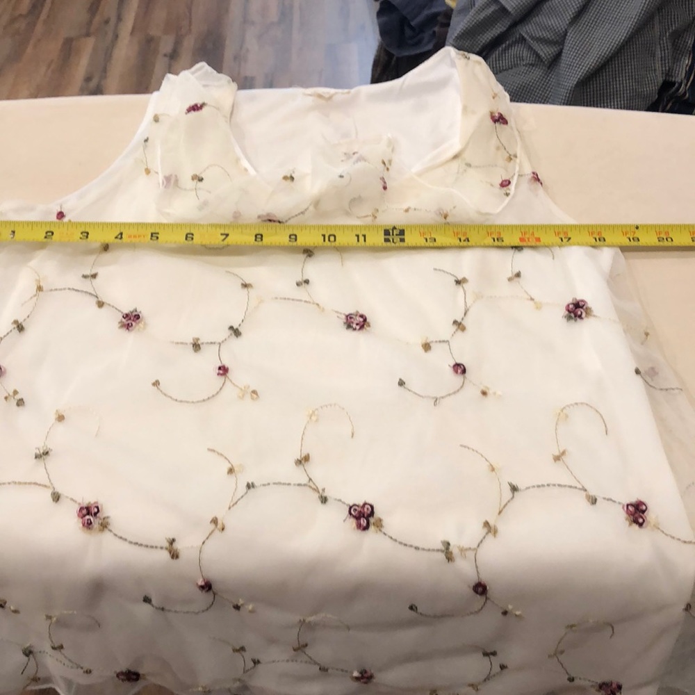 Rose Tank Top - Picture 5 of 5